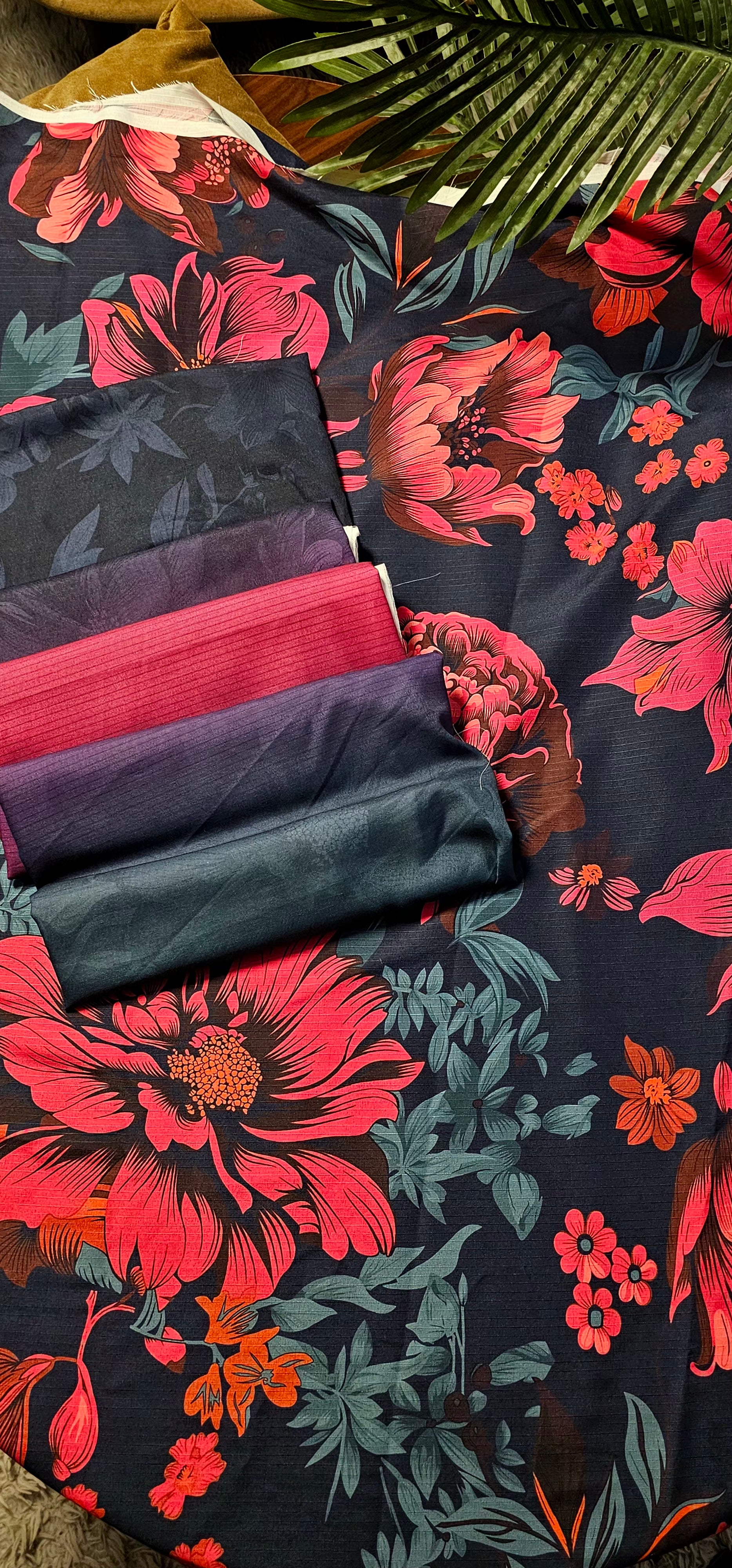 Navy floral 3pc(unstichted)