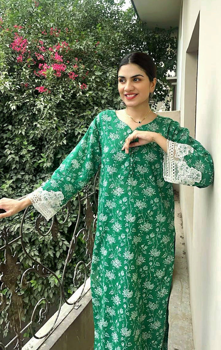 Green and white floral 2pc