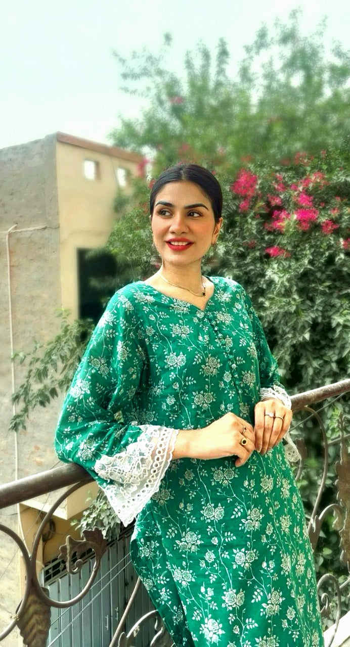 Green and white floral 2pc