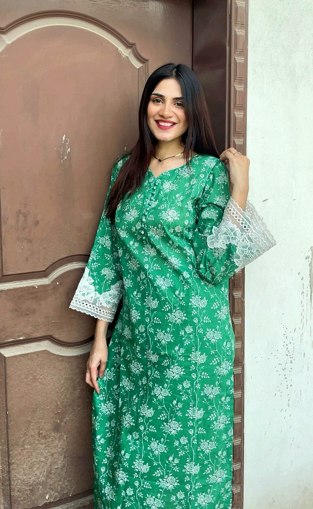 Green and white floral 2pc