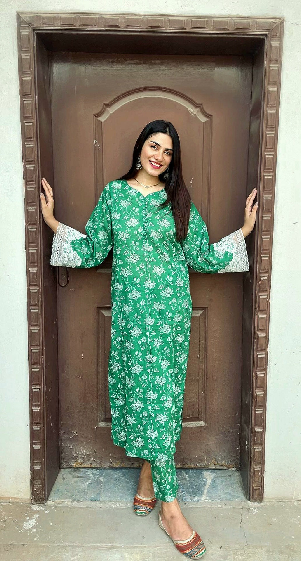 Green and white floral 2pc