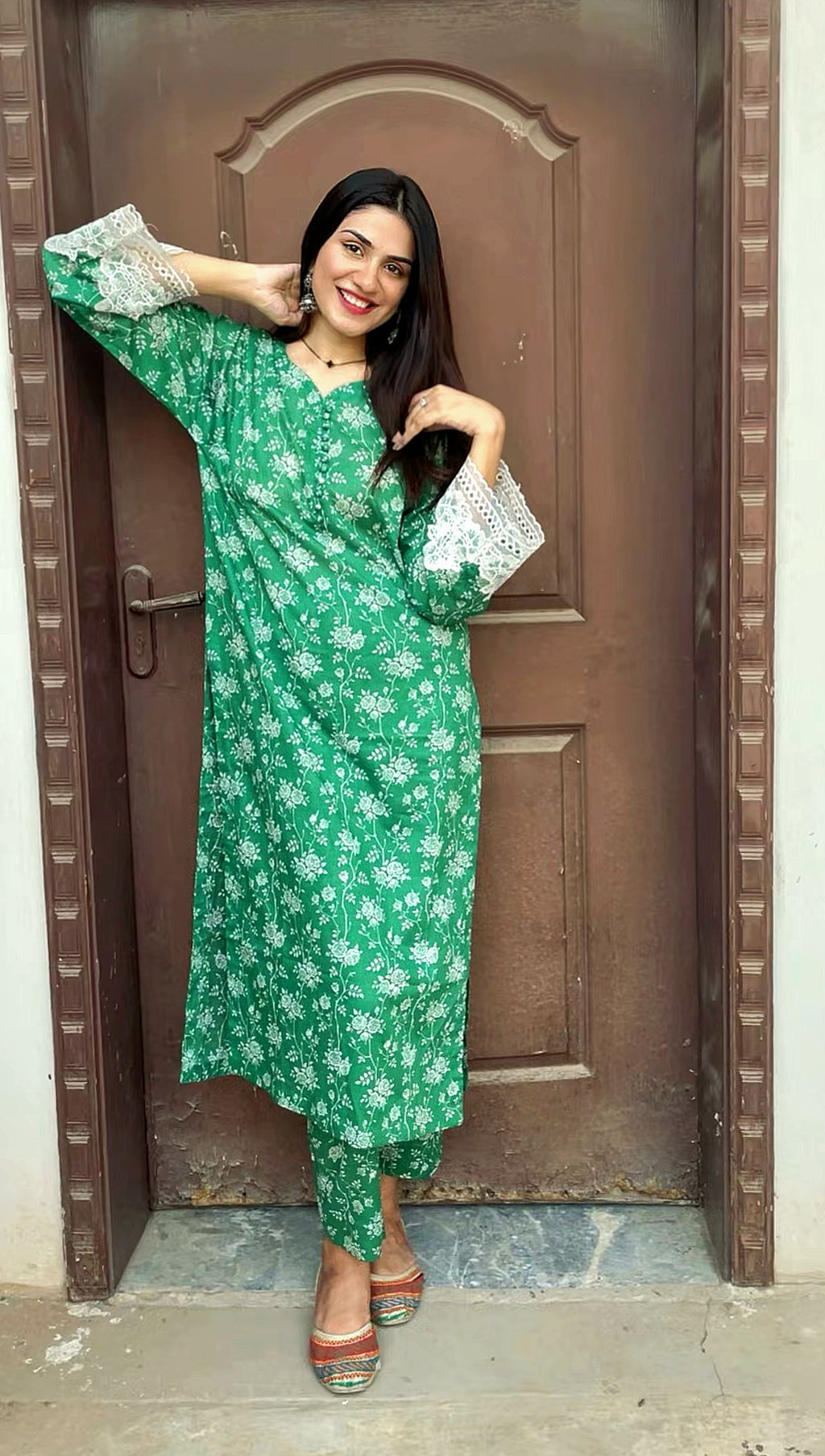 Green and white floral 2pc