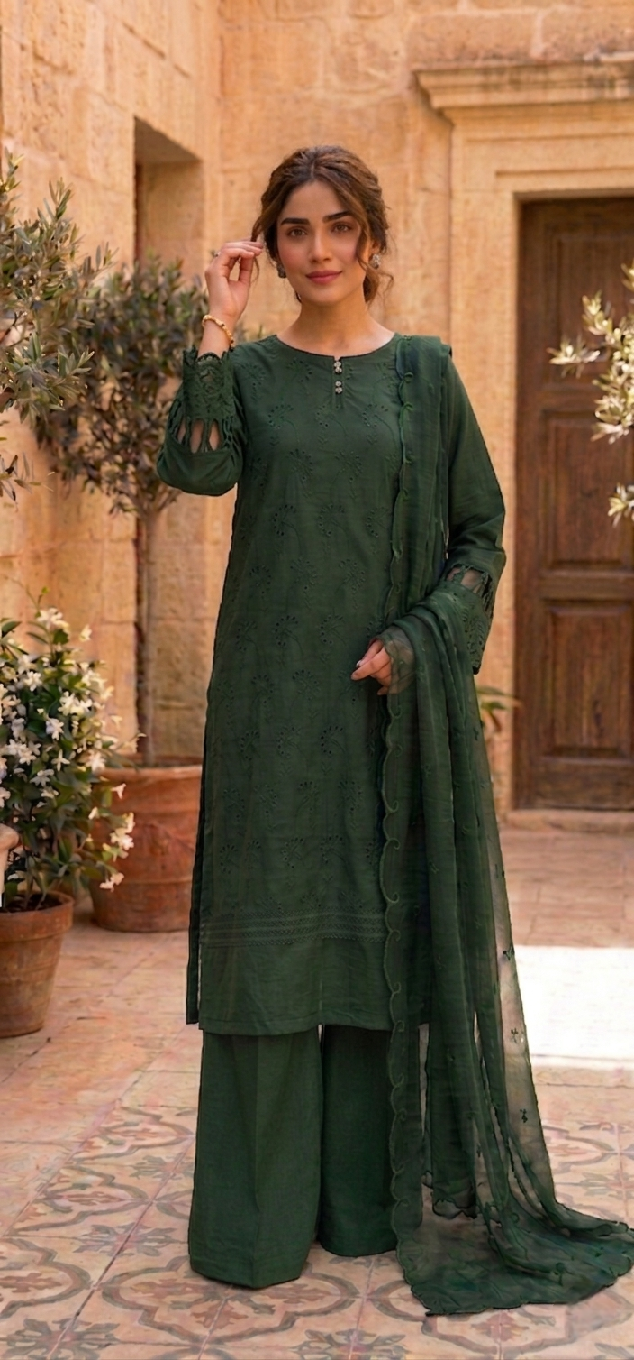 Emerald Grace Chikankari Luxe Set (Stichted)