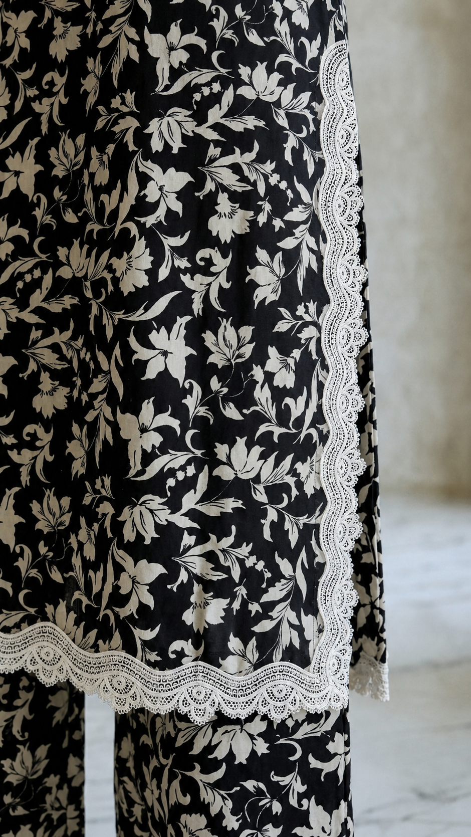 Classic Black  2pc (Stichted)